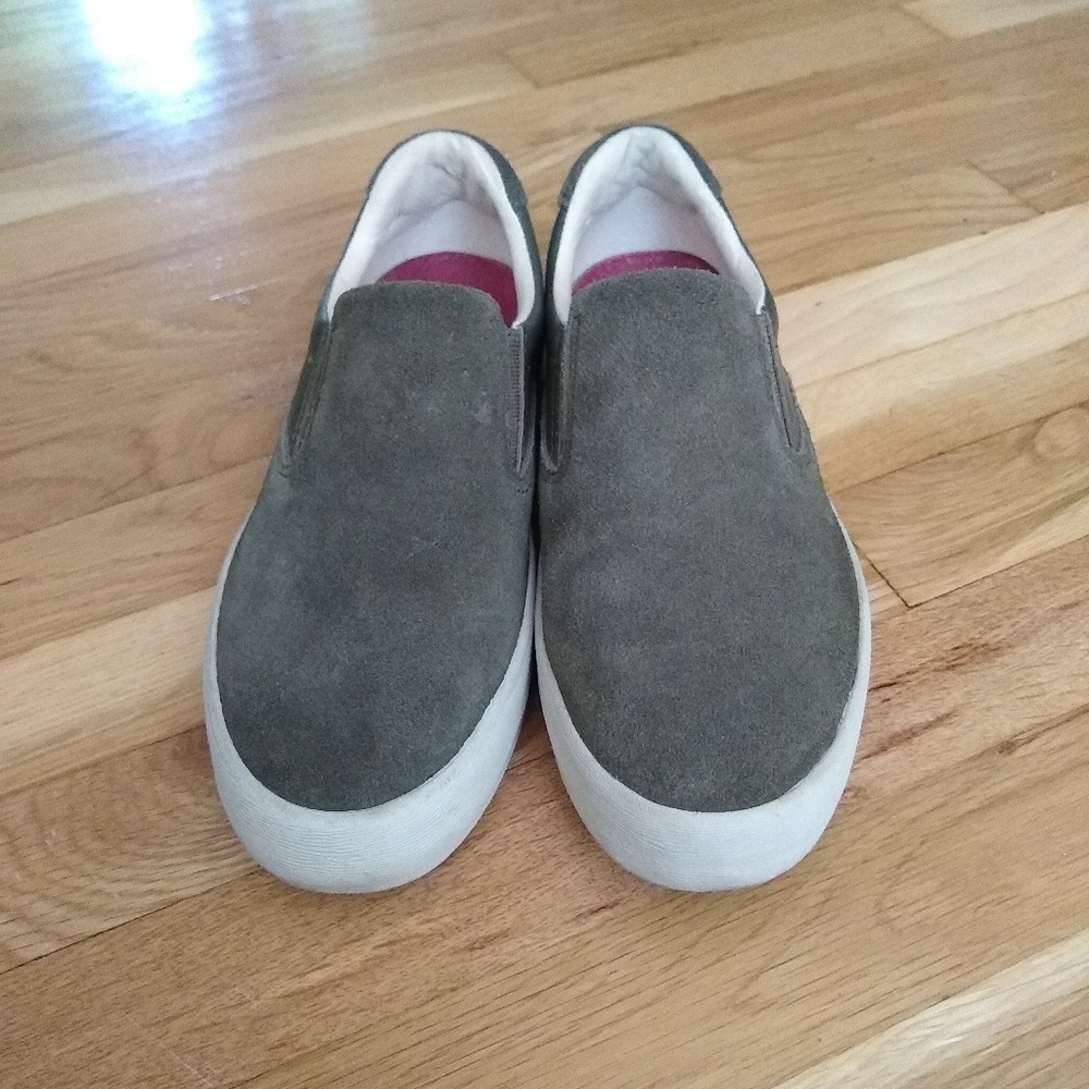 SeaVees 05/66 Hawthorne slip ons